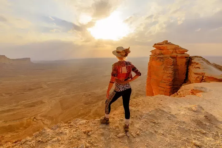 Edge of the World Tour | Edge of the World Riyadh Tour